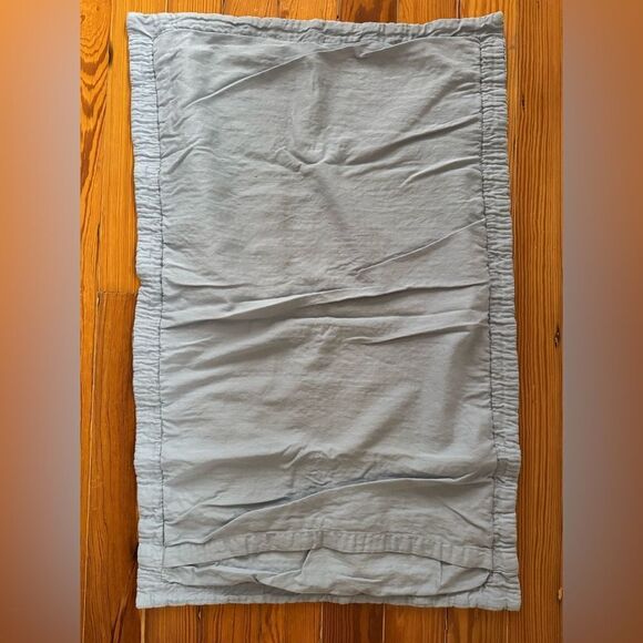 Pottery Barn Blue Textured Pillowshams - Picture 3 of 6